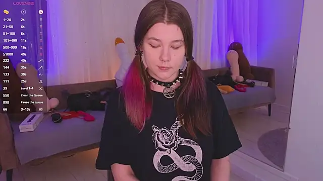 Mira_Falls – Live XXX-chat