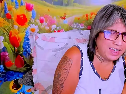 indianroxy live XXX chat