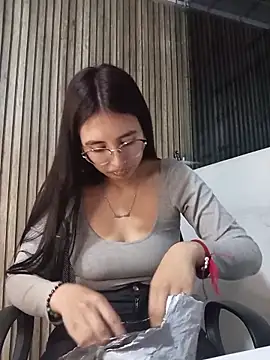 Chatroom XXX en direct de Valk_submissive