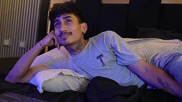 Živý XXX chat Dark_Eros_