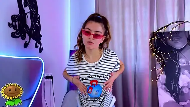 MargieDavidson Adlı Modelin Canlı XXX Sohbeti