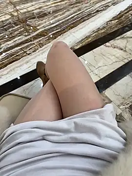 littleqiu: απευθείας συνομιλία ΧΧΧ