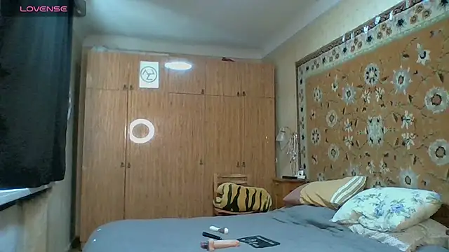 AnnaXLovers' Live XXX Chat