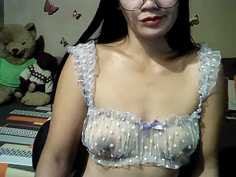 Chat +18 de Mia_Rein ao vivo