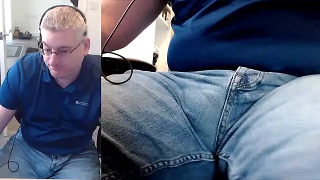 RicRockhard 网络视讯表演