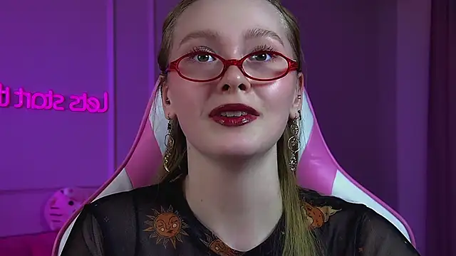 AgataFoxley élő XXX-chatje