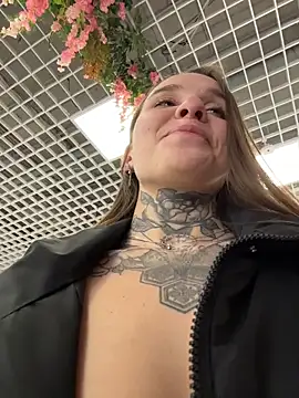 KishaMur Chat XXX live