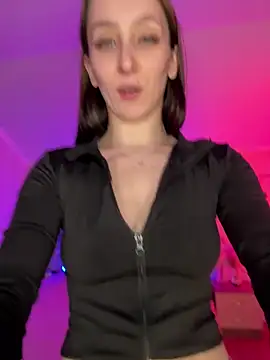 FlexboxDollのライブXXXチャット