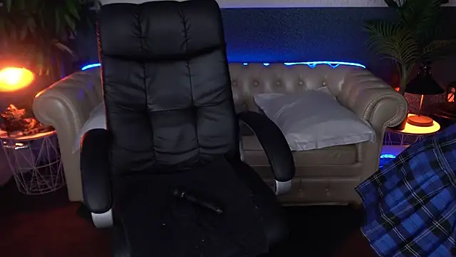 Dafni_Monn Chat XXX in diretta