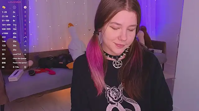 Mira_FallsのライブXXXチャット