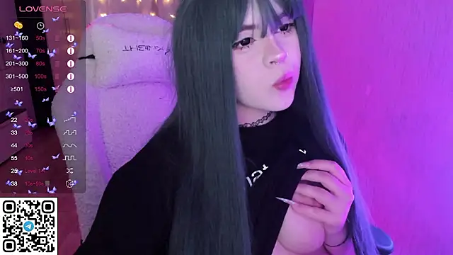 SelenaCute's Live XXX Chat