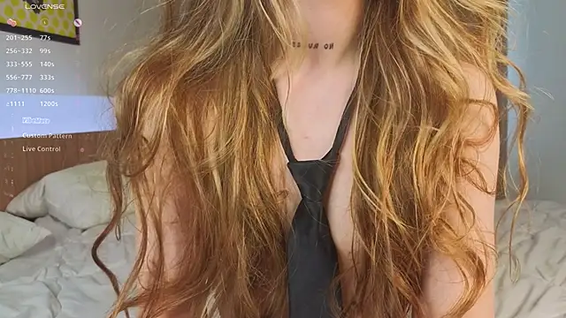 TiffinyMergist's Live XXX Chat