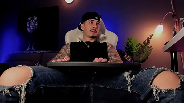 uptomatty Webcam show