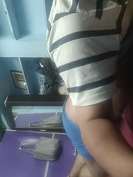 Webkamerová show Sri2450