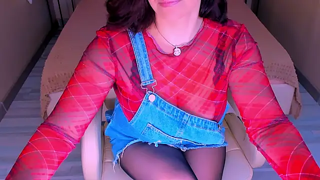 AnaMills: онлайн-секс-чат