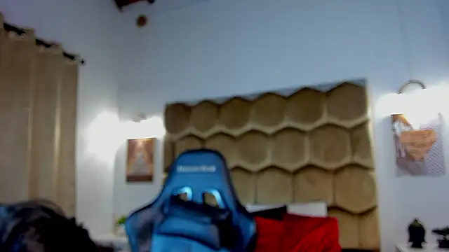 Emmet_CollinsJS Chat XXX in diretta