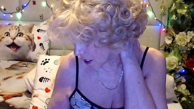 HappyWomanOn Webcamshow