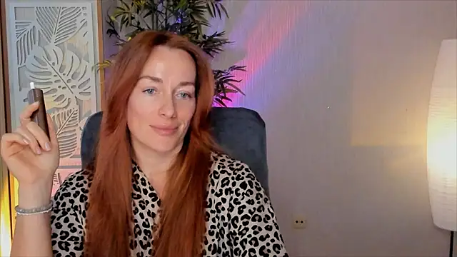 RebeccaMartinez 라이브 XXX 채팅