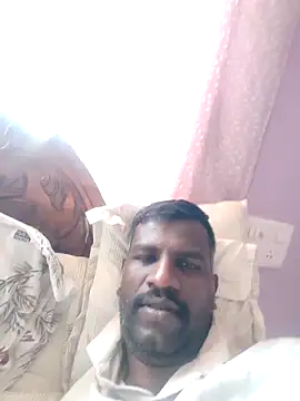 Paramkeerthi Pertunjukan Webcam