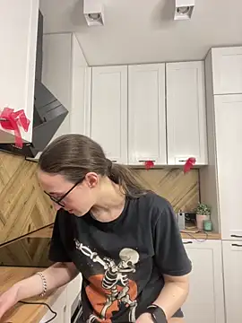 MartiniiSelenna Chat XXX live