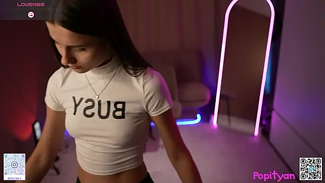 popityan1's Live XXX Chat