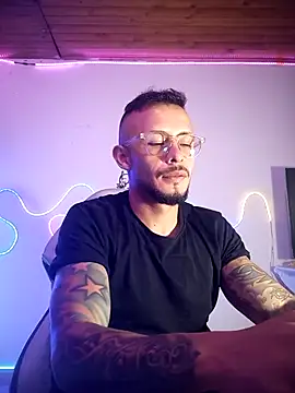 sebastian_horny লাইভ XXX চ্যাট