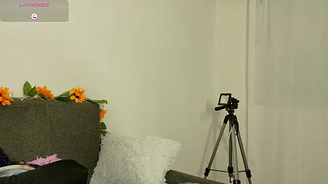 lunitaa0 লাইভ XXX চ্যাট