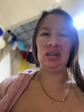 Emiily_lee 라이브 XXX 채팅