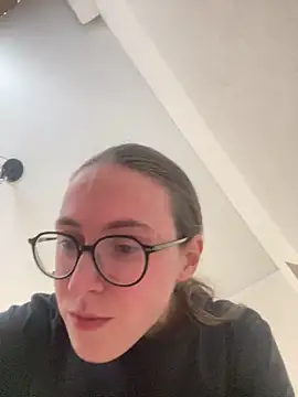 دردشة MartiniiSelenna الجن سية المباشرة