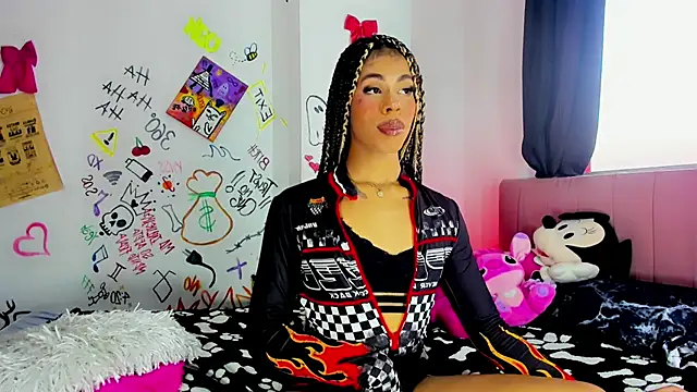 bloom444 – webcam-show