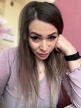 iSelena live XXX chat