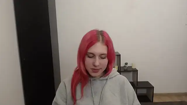 Scarlett_lil Adlı Modelin Canlı XXX Sohbeti