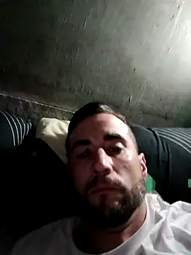 Chat XXX ao vivo de HotMan69-