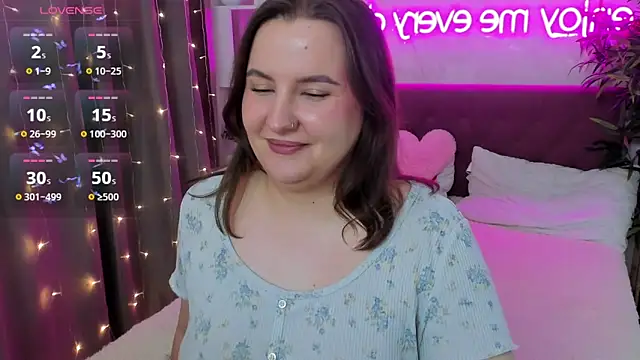 Chat XXX en directo de FeralPeach