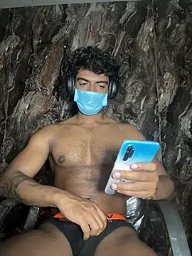 rony6663 Show in webcam