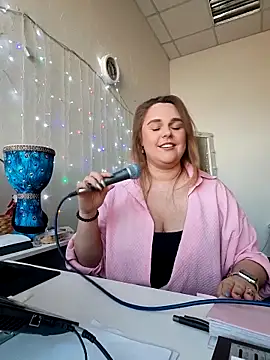 แชท XXX สดของ Juicy_PeachLux