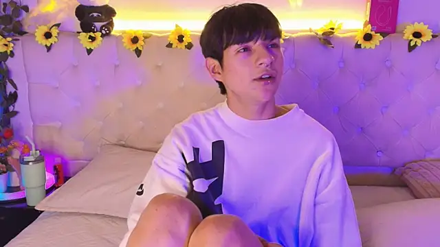 AleAurarashi webcam show