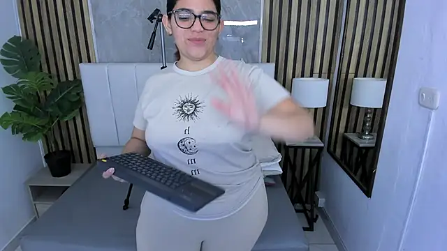 แชท XXX สดของ Carlotta_de_velour