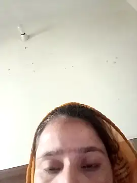 khushi_rawat Adlı Modelin Canlı XXX Sohbeti