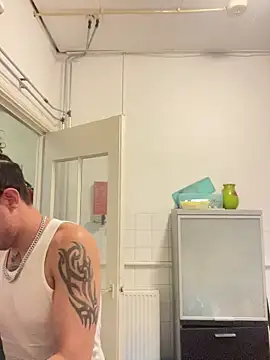 TitanNoir Live XXX-chat