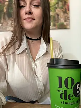 دردشة CrazyTori الجنسية المباشرة