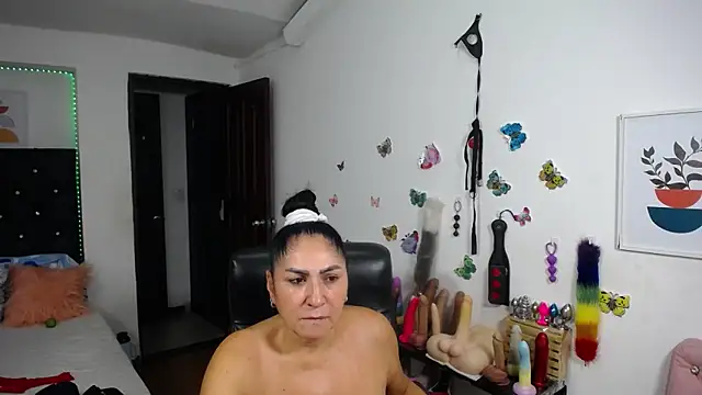 mature_bigboobs10 Chat XXX in diretta