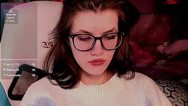 XXX chat uživo modela CathyAdams