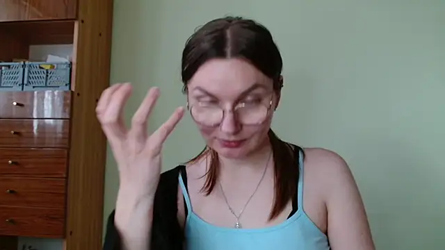 Chat +18 de LooveELLYx ao vivo