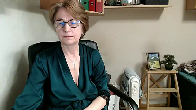 دردشة katemodel الجنسية المباشرة