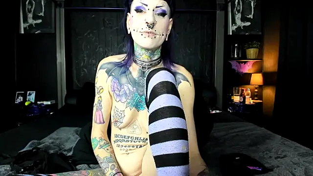 Purple_Coffin666 Obrolan Langsung XXX