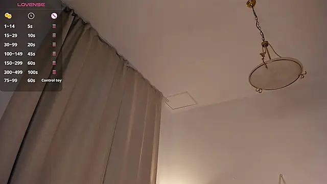 LaureMestler's Webcam Show