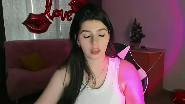 دردشة KisaModel الجنسية المباشرة