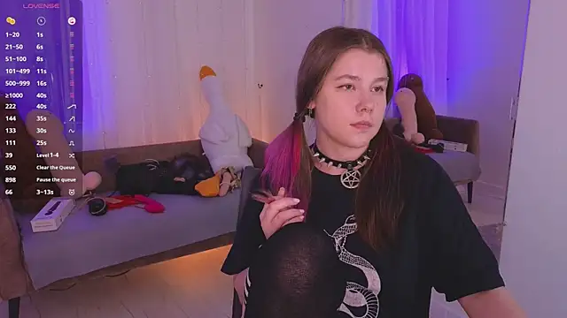 Mira_Falls – Naživo XXX chat