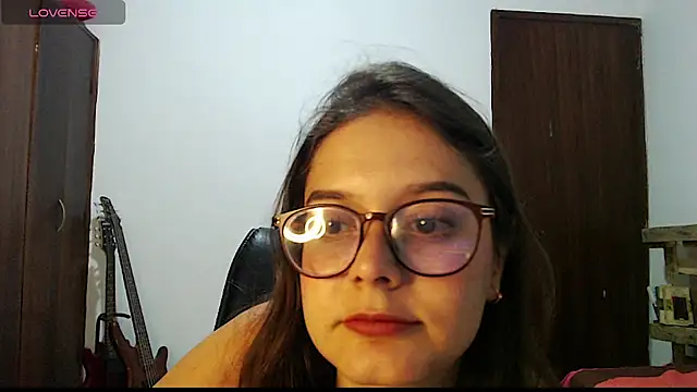 Živý XXX chat MadieeLorez